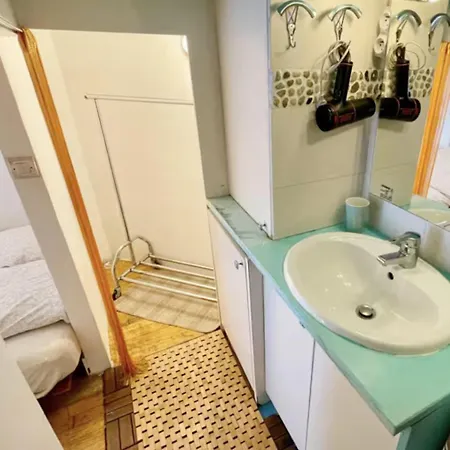 Notre-dame Apartment