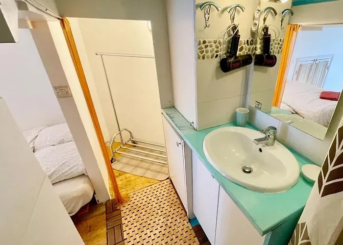 Notre-dame Apartman *